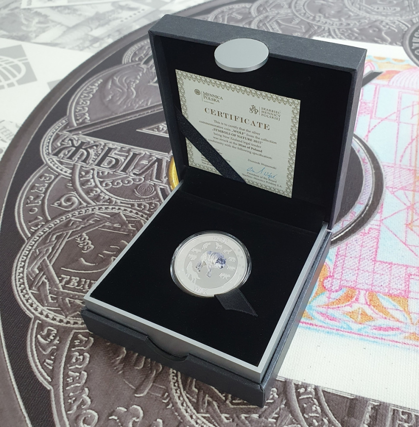 Волк (WOLF) серия "Символы природы" - о.Ниуэ, серебро, 2015 год фото 5