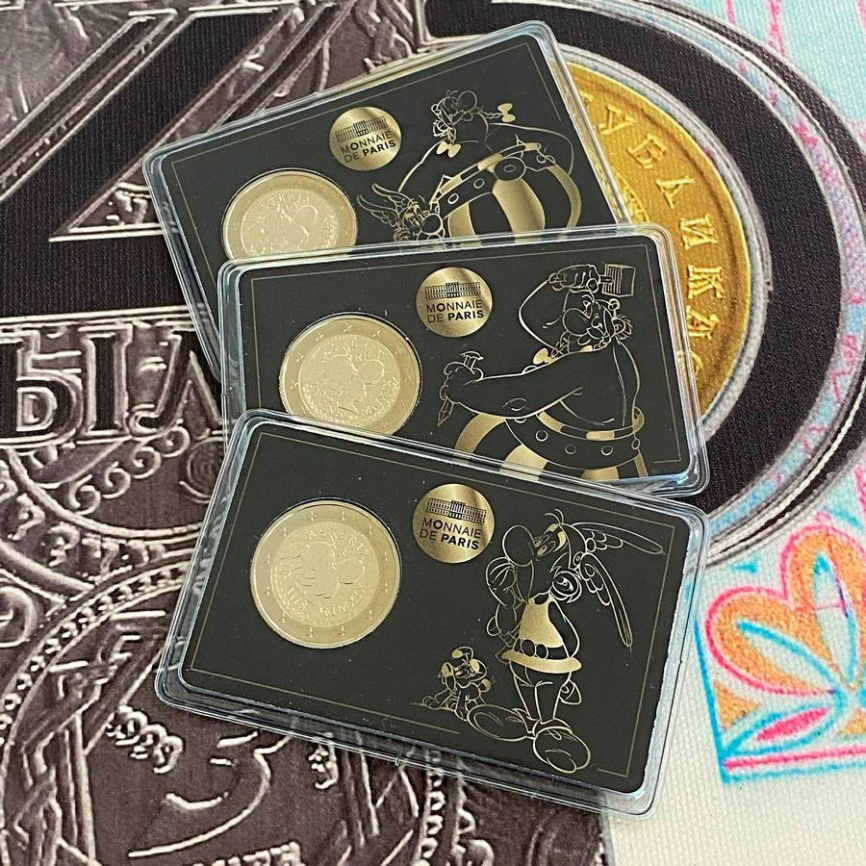 Набор 2 евро Франция 2019 (в блистере) - Астерикс и Обеликс (3шт) фото 2