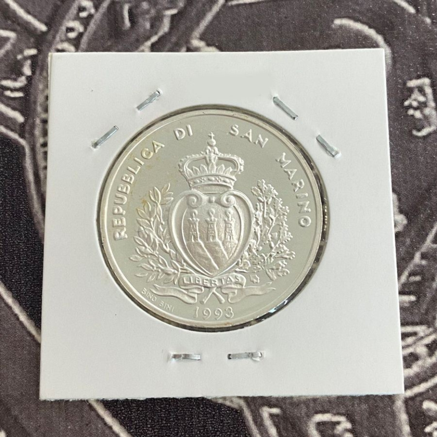 Сан-Марино 1000 лир 1993 - Птицы серии "Животный мир в опасности" фото 4