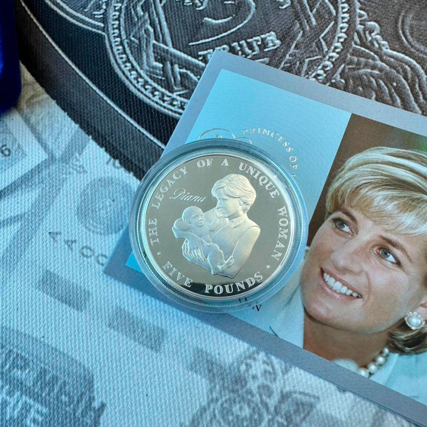 Диана, Принцесса Уэльская - Олдерни, 5 фунтов, 2007 фото 3