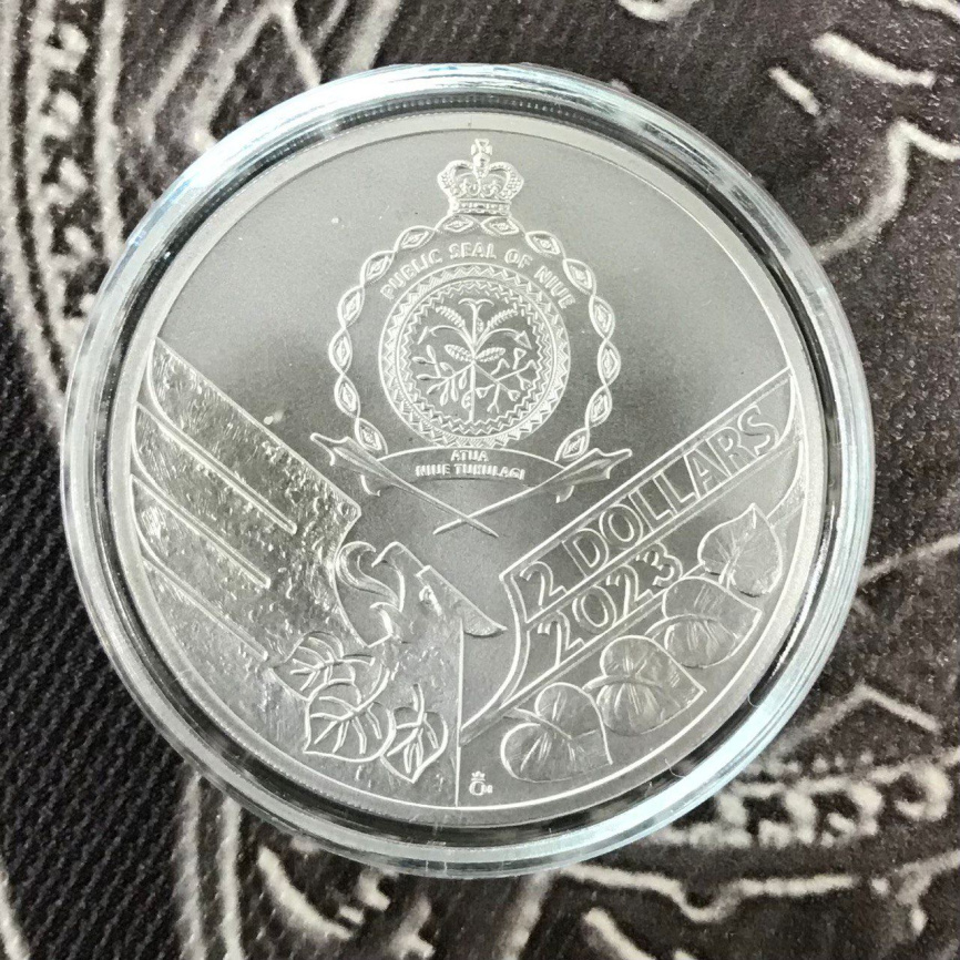 Чешский лев - Ниуэ, 2 доллара, 2023 год фото 4