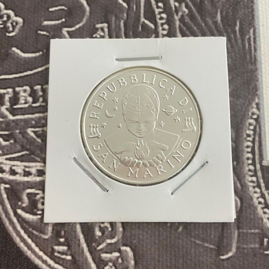 Сан-Марино 5000 лир 2000 - Мир (птицы на фоне глобуса в ветвях) фото 4