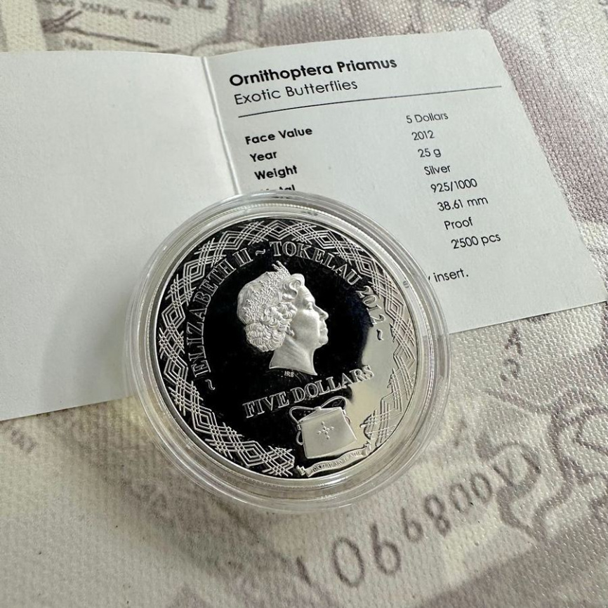 Экзотическая бабочка 3D - 5 долларов, Токелау 2012 фото 5