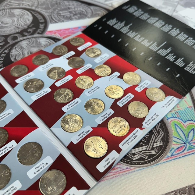 Набор "50 штатов США", квотеры в альбоме фото 3