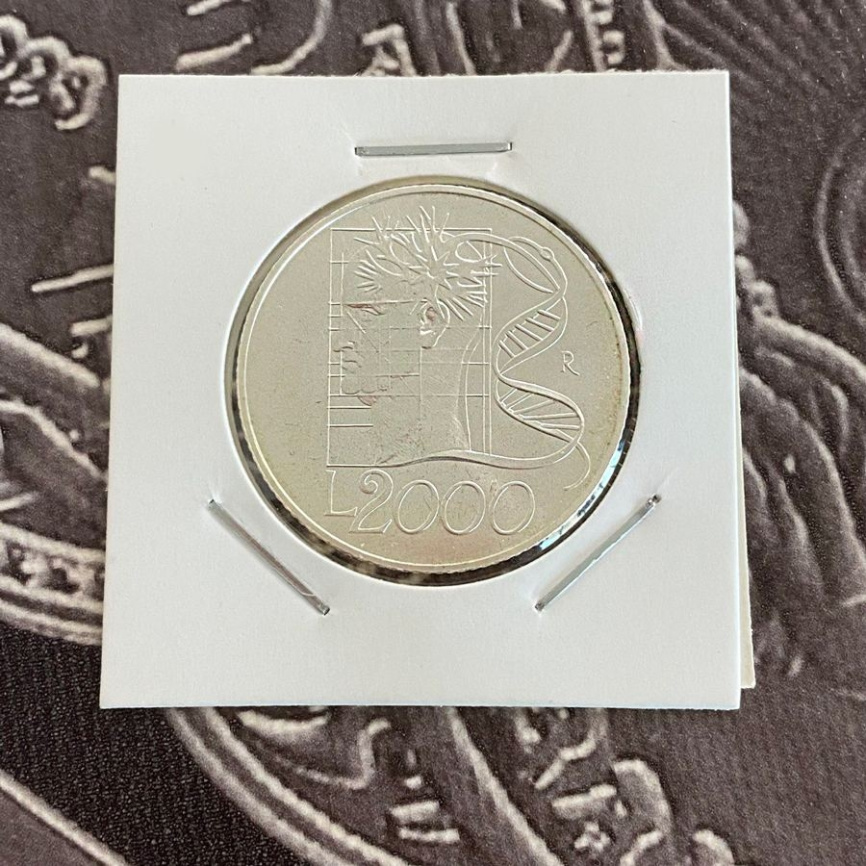 Италия 2000 лир 1998 - Творческий разум. ДНК фото 3